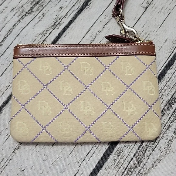 Dooney & Bourke Wristlet - Picture 5 of 12